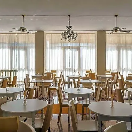 Universal Hotel Cattolica